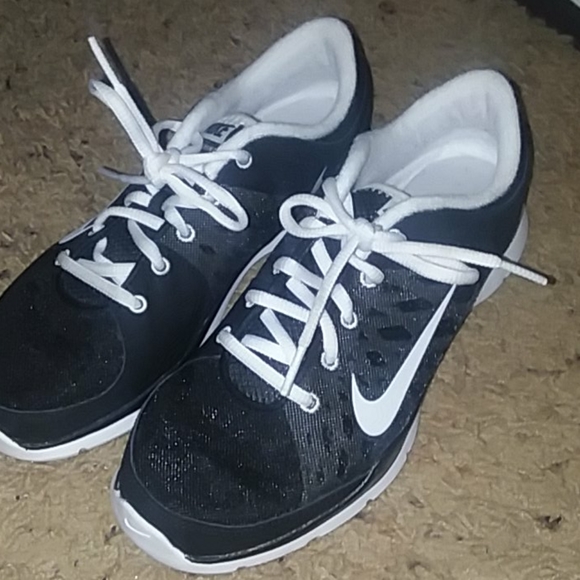 Nike Sneakers - Picture 2 of 5